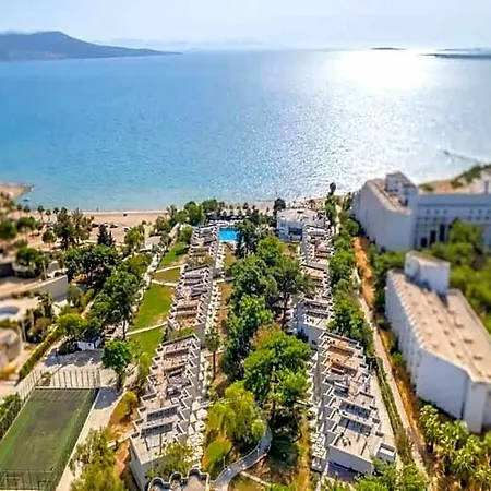 Maya World Didyma 4*
